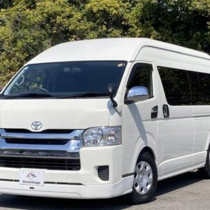 2017 Toyota Hiace Wagon white gasoline used car Japan export