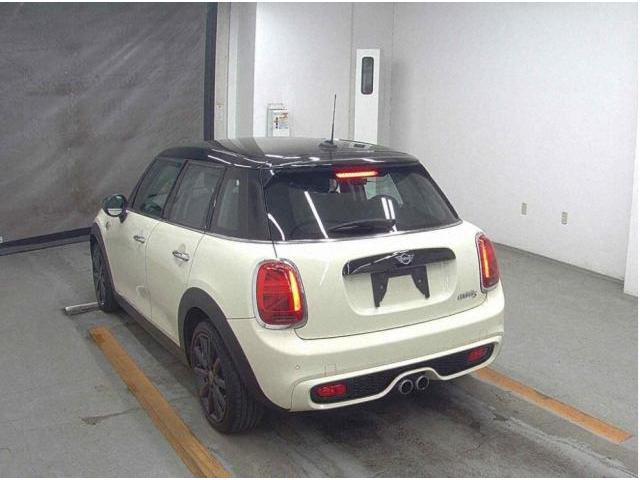 Ref:AUX-22896490 MINI MINI 2021 2 Ref:AUX-22896490 MINI MINI 2021 - Image 2