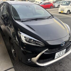 2021 Toyota Aqua black hybrid used car Japan export