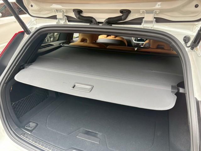 Ref:AUX-22899042 VOLVO V60 2025 13 Ref:AUX-22899042 VOLVO V60 2025 - Image 13