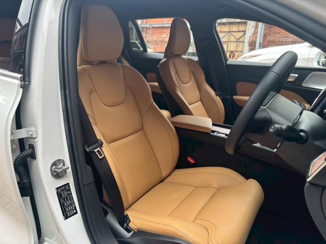 Ref:AUX-22899042 VOLVO V60 2025 4 Ref:AUX-22899042 VOLVO V60 2025 - Image 4