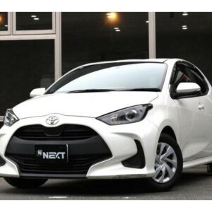 2020 Toyota Yaris pearl gasoline used car Japan export