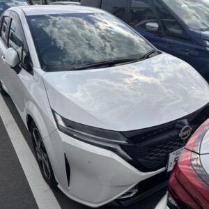 2024 Nissan Aura pearl hybrid used car Japan export
