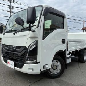 2023 Isuzu Elf Truck white diesel used car Japan export