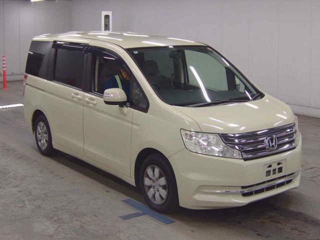 Ref:AUX-22915078 HONDA STEPWAGON 2012 1 2012 Honda Stepwagon yellow gasoline used car Japan export