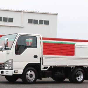 2017 Isuzu Elf Truck white diesel used car Japan export