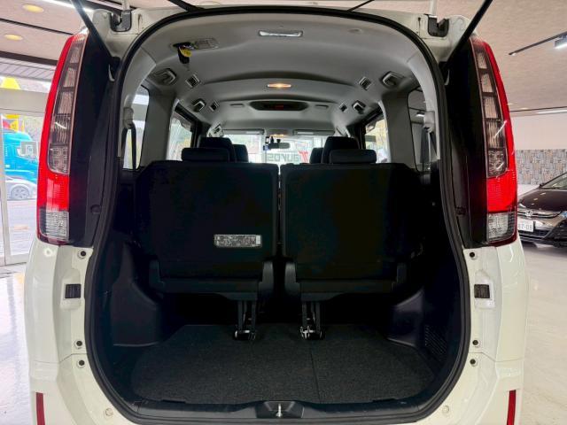 Ref:AUX-22916348 TOYOTA NOAH 2015 17 Ref:AUX-22916348 TOYOTA NOAH 2015 - Image 17