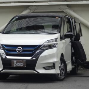 2019 Nissan Serena pearl hybrid used car Japan export