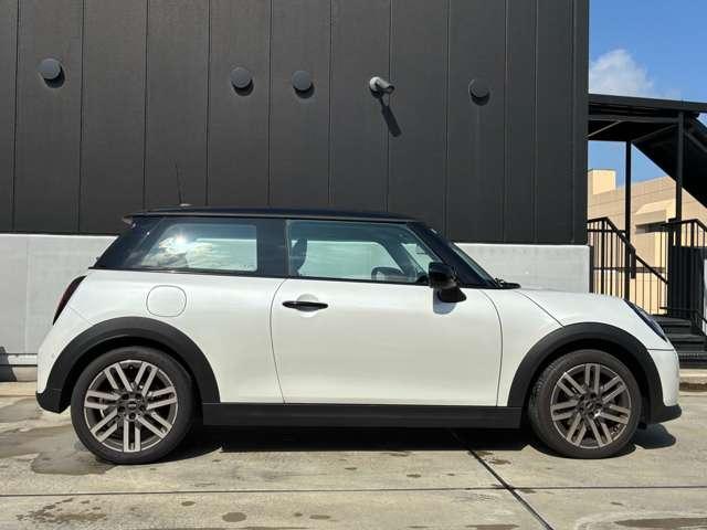 Ref:AUX-22921044 MINI MINI 2025 7 Ref:AUX-22921044 MINI MINI 2025 - Image 7