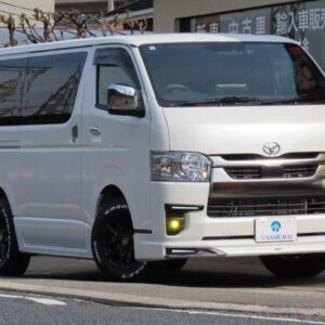 2025 Toyota Hiace Van pearl diesel used car Japan export