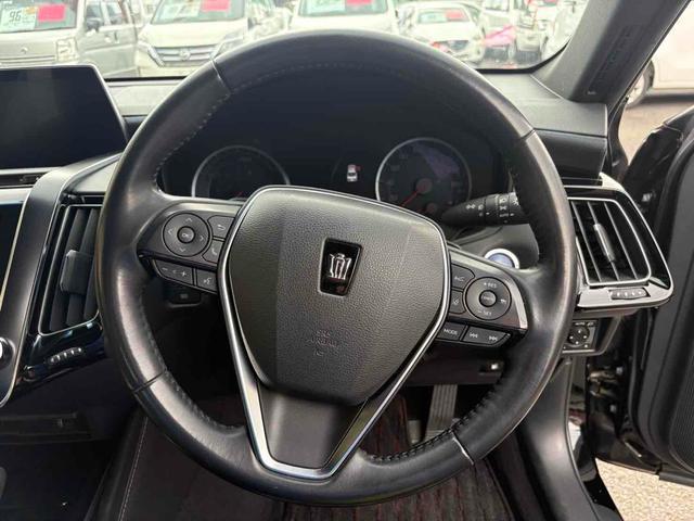 Ref:AUX-22930861 TOYOTA CROWN HYBRID 2019 5 Ref:AUX-22930861 TOYOTA CROWN HYBRID 2019 - Image 5