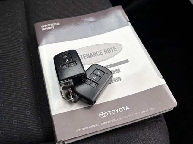 Ref:AUX-22935949 TOYOTA VOXY 2015 11 Ref:AUX-22935949 TOYOTA VOXY 2015 - Image 11