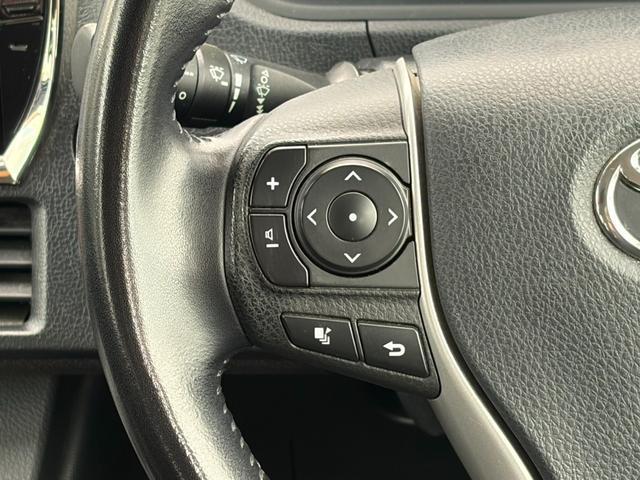 Ref:AUX-22935949 TOYOTA VOXY 2015 18 Ref:AUX-22935949 TOYOTA VOXY 2015 - Image 18