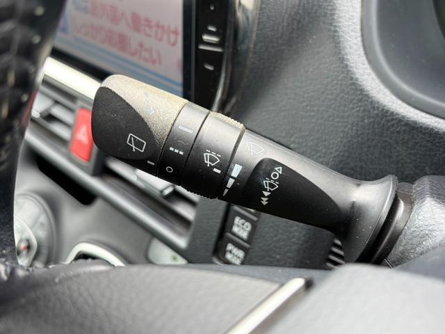 Ref:AUX-22935949 TOYOTA VOXY 2015 19 Ref:AUX-22935949 TOYOTA VOXY 2015 - Image 19