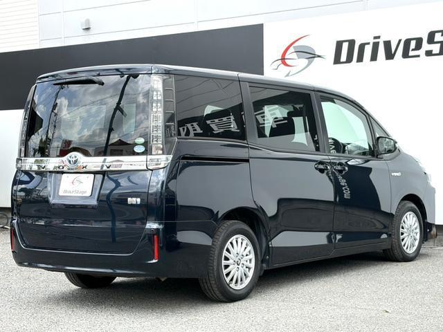 Ref:AUX-22935949 TOYOTA VOXY 2015 3 Ref:AUX-22935949 TOYOTA VOXY 2015 - Image 3