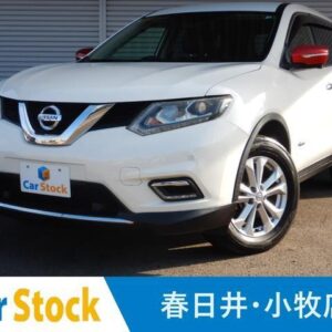 2020 Nissan X-Trail pearl hybrid used car Japan export