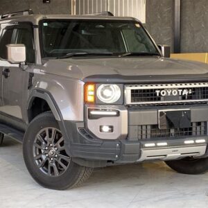 2025 Toyota Land Cruiser 250 tea gasoline used car Japan export