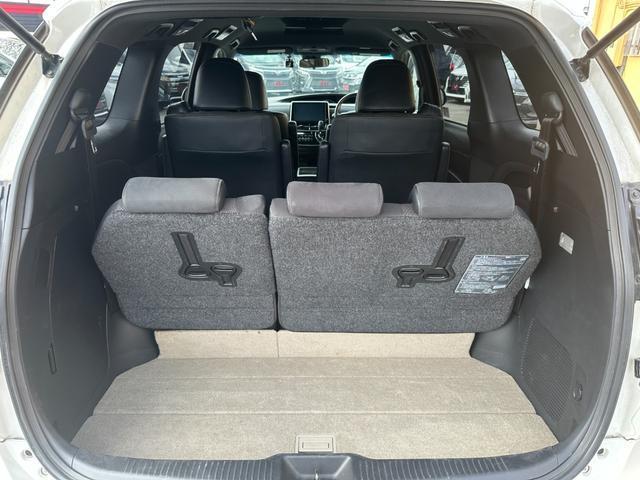 Ref:AUX-22955763 TOYOTA ESTIMA 2017 15 Ref:AUX-22955763 TOYOTA ESTIMA 2017 - Image 15