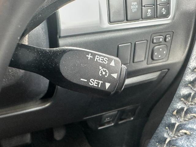 Ref:AUX-22955763 TOYOTA ESTIMA 2017 5 Ref:AUX-22955763 TOYOTA ESTIMA 2017 - Image 5