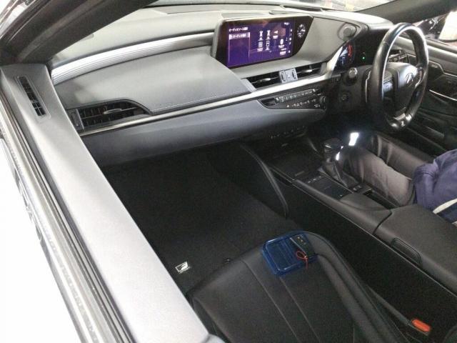 Ref:AUX-22961292 LEXUS ES 2019 3 Ref:AUX-22961292 LEXUS ES 2019 - Image 3