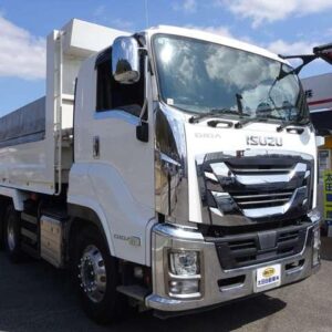 2019 Isuzu Giga white diesel used car Japan export
