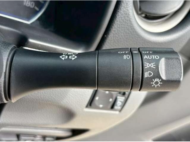 Ref:AUX-22973966 NISSAN NV350CARAVAN VAN 2015 17 Ref:AUX-22973966 NISSAN NV350CARAVAN VAN 2015 - Image 17