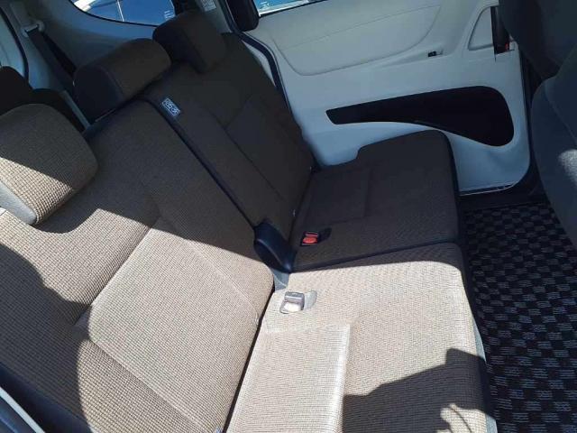 Ref:AUX-22976182 TOYOTA SIENTA 2017 8 Ref:AUX-22976182 TOYOTA SIENTA 2017 - Image 8