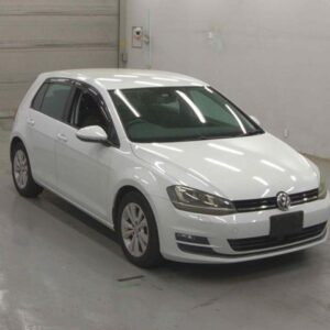 2013 Volkswagen Golf white gasoline used car Japan export
