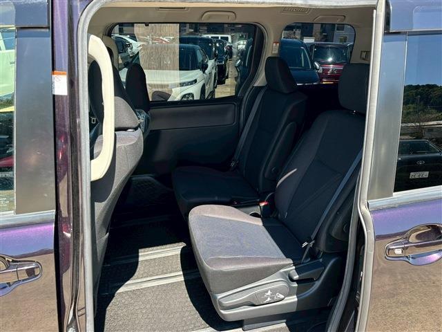 Ref:AUX-22980484 TOYOTA NOAH 2015 5 Ref:AUX-22980484 TOYOTA NOAH 2015 - Image 5