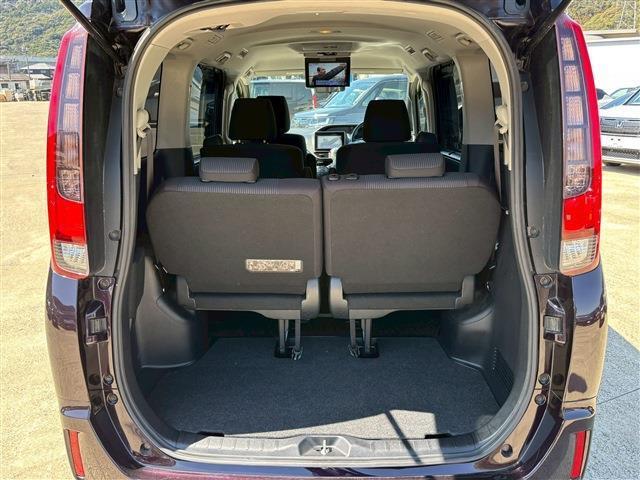 Ref:AUX-22980484 TOYOTA NOAH 2015 7 Ref:AUX-22980484 TOYOTA NOAH 2015 - Image 7