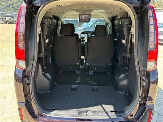 Ref:AUX-22980484 TOYOTA NOAH 2015 8 Ref:AUX-22980484 TOYOTA NOAH 2015 - Image 8