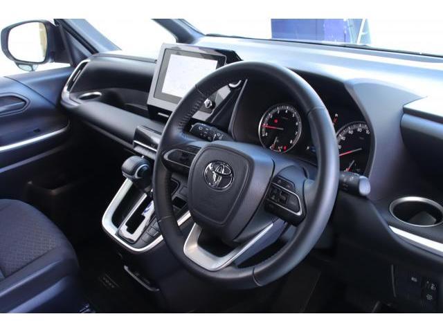 Ref:AUX-22980670 TOYOTA VOXY 2023 12 Ref:AUX-22980670 TOYOTA VOXY 2023 - Image 12