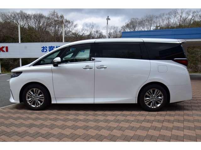 Ref:AUX-22989852 TOYOTA ALPHARD 2024 4 Ref:AUX-22989852 TOYOTA ALPHARD 2024 - Image 4