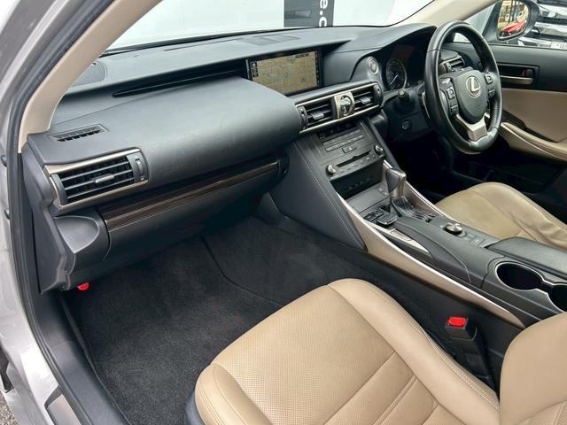 Ref:AUX-22994055 LEXUS IS 2019 11 Ref:AUX-22994055 LEXUS IS 2019 - Image 11