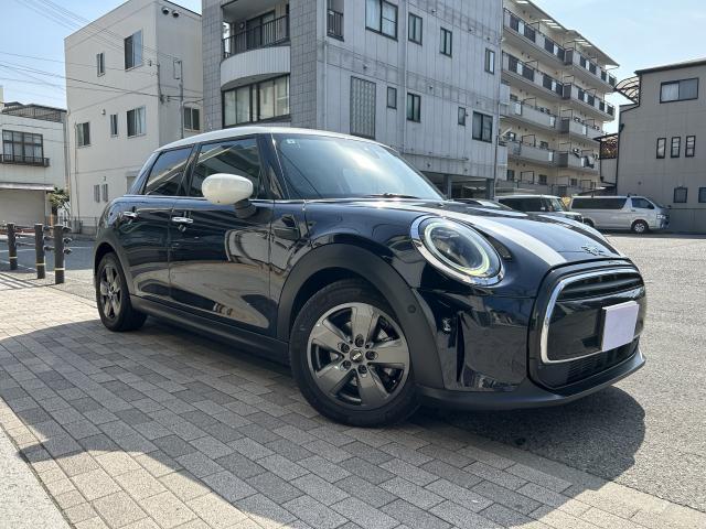 Ref:AUX-22995050 MINI MINI 2021 1 2021 Mini Mini black gasoline used car Japan export