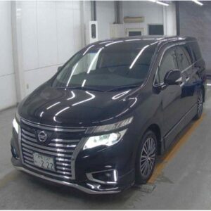 2014 Nissan Elgrand black gasoline used car Japan export