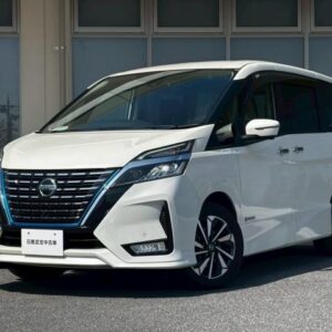 2021 Nissan Serena pearl gasoline used car Japan export