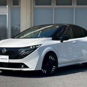 2025 Nissan Aura pearl gasoline used car Japan export