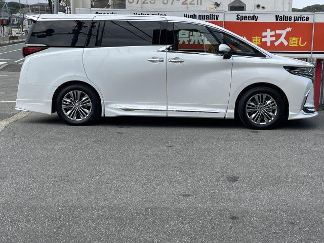Ref:AUX-22999662 TOYOTA ALPHARD 2025 5 Ref:AUX-22999662 TOYOTA ALPHARD 2025 - Image 5