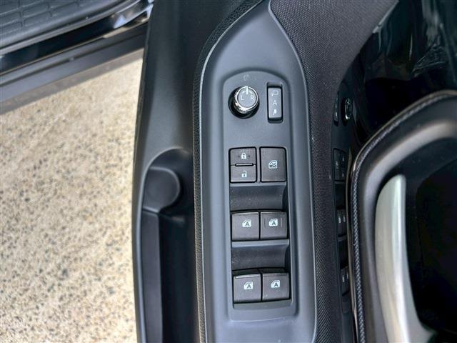 Ref:AUX-22999694 TOYOTA VOXY 2014 17 Ref:AUX-22999694 TOYOTA VOXY 2014 - Image 17