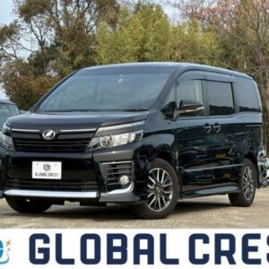 2014 Toyota Voxy black gasoline used car Japan export