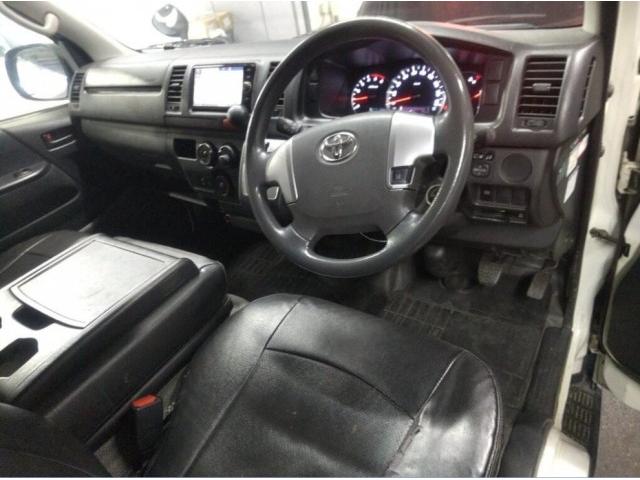 Ref:AUX-23000053 TOYOTA REGIUS ACE VAN 2018 4 Ref:AUX-23000053 TOYOTA REGIUS ACE VAN 2018 - Image 4