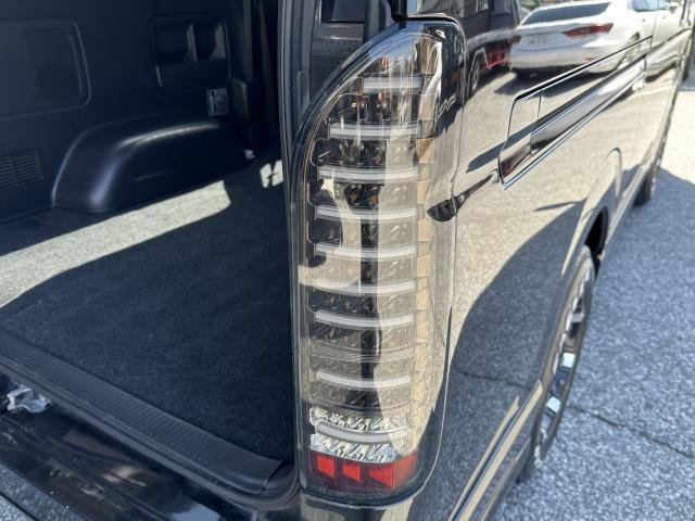 Ref:AUX-23004025 TOYOTA HIACE VAN 2012 6 Ref:AUX-23004025 TOYOTA HIACE VAN 2012 - Image 6