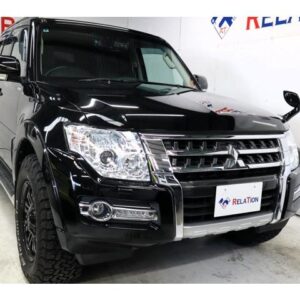 2019 Mitsubishi Pajero black diesel used car Japan export