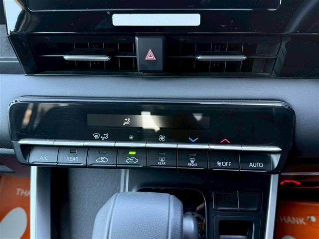 Ref:AUX-23015424 TOYOTA NOAH 2023 15 Ref:AUX-23015424 TOYOTA NOAH 2023 - Image 15