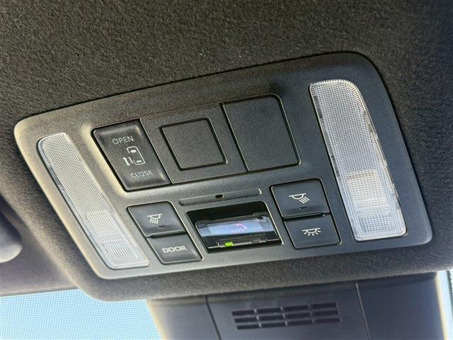 Ref:AUX-23015424 TOYOTA NOAH 2023 16 Ref:AUX-23015424 TOYOTA NOAH 2023 - Image 16