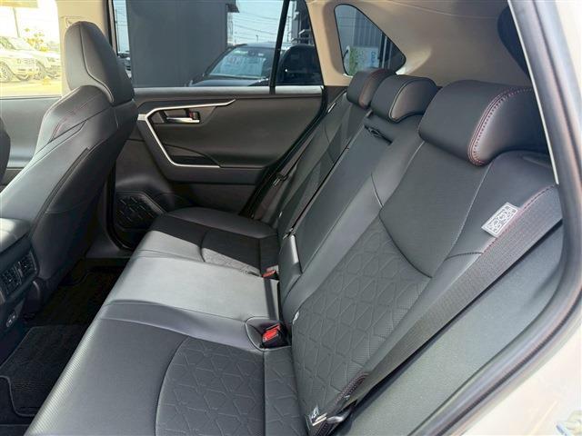 Ref:AUX-23015436 TOYOTA RAV4 2024 15 Ref:AUX-23015436 TOYOTA RAV4 2024 - Image 15