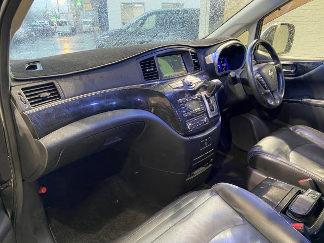 Ref:AUX-23015633 NISSAN ELGRAND 2010 15 Ref:AUX-23015633 NISSAN ELGRAND 2010 - Image 15
