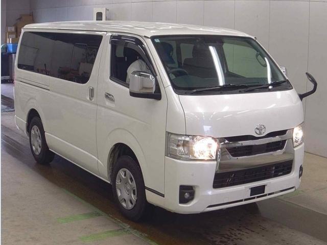 Ref:AUX-23019568 TOYOTA HIACE VAN 2023 1 2023 Toyota Hiace Van pearl diesel used car Japan export