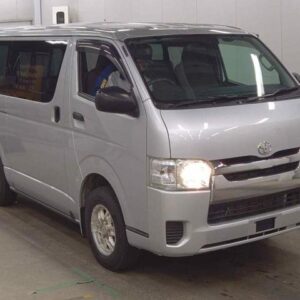 2016 Toyota Hiace Van silver diesel used car Japan export